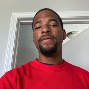 Meet your Posher, Dennis